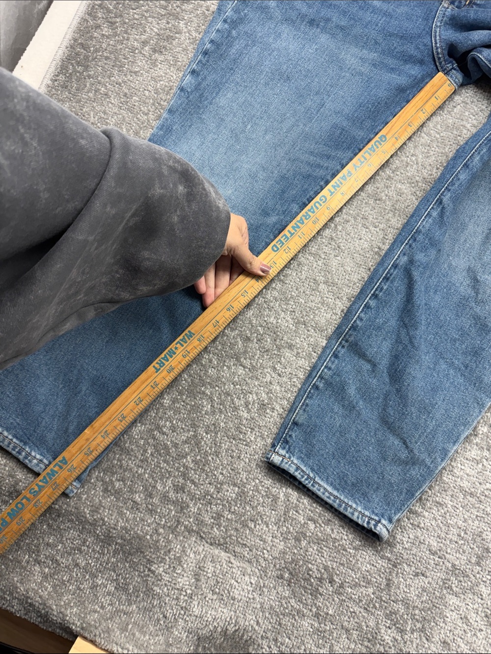 NWT Old Navy OG Straight Leg Blue Jeans Womens 16 High Rise - Picture 2 of 11